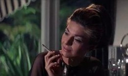 母孑乱的电影在线观看,穿越时空的母女情仇